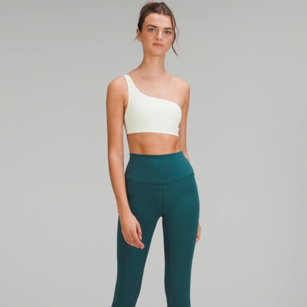 Lululemon Ribbed Nulu Asymmetrical Yoga Bra *Light Support, A/B Cup Size 10